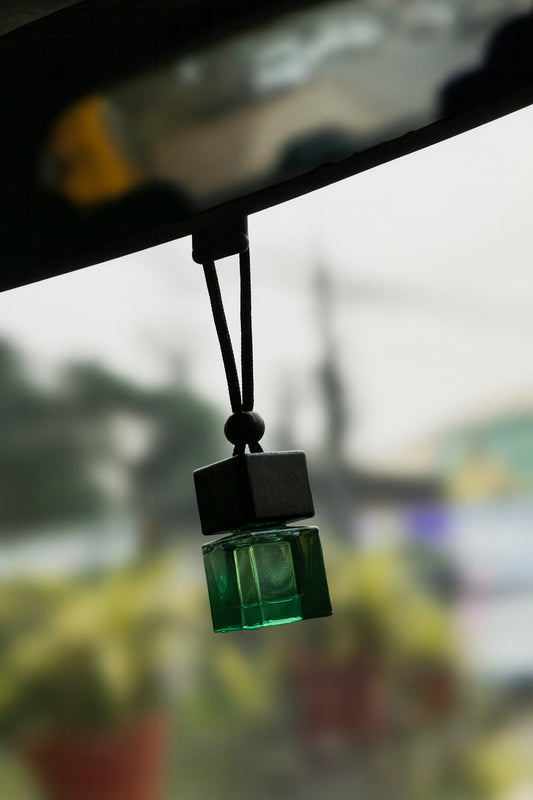 GREEN CUBE